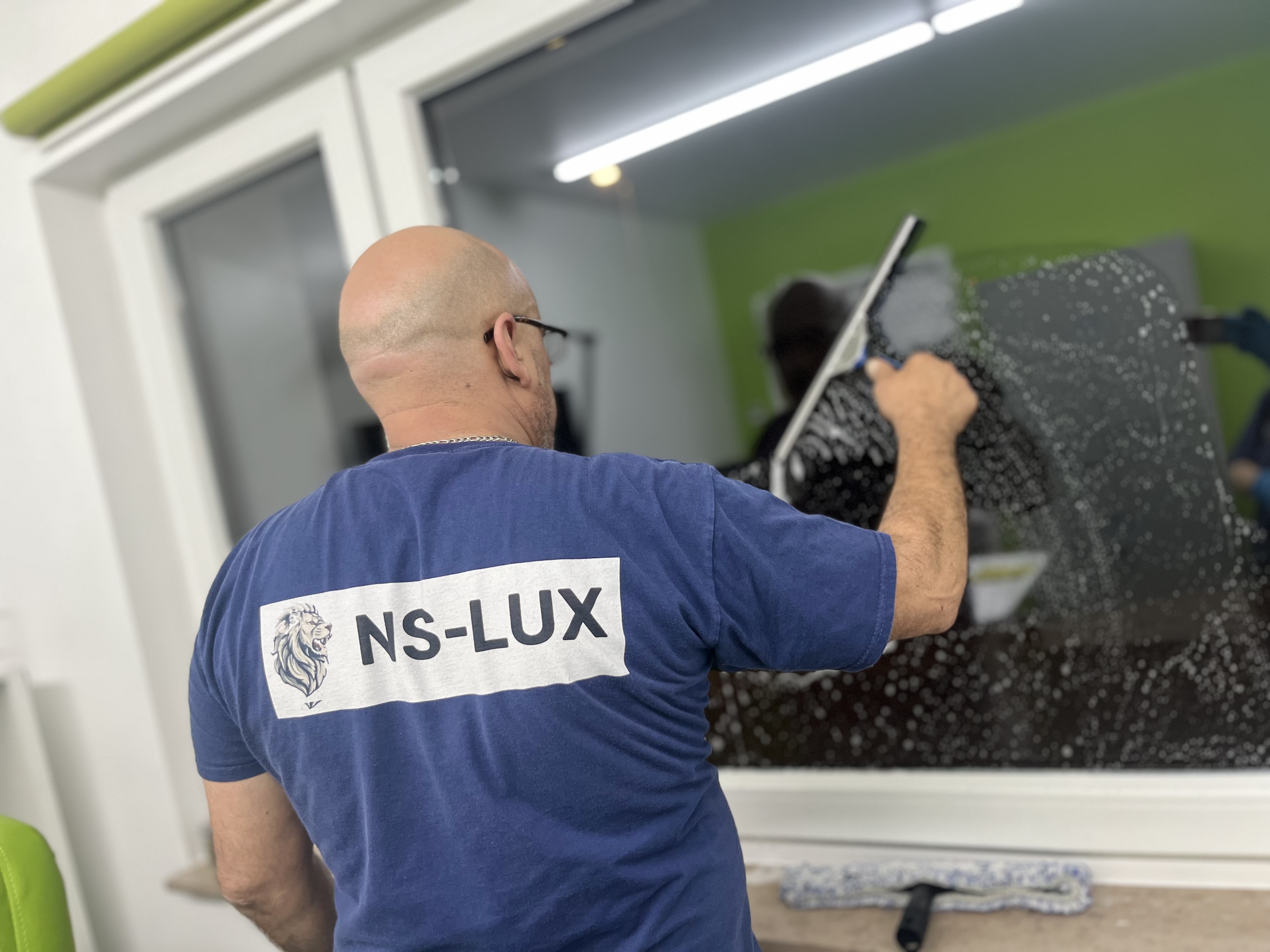 Nettoyage et Services Luxembourg NS-LUX Sàrls - Nettoyage - Photo 1